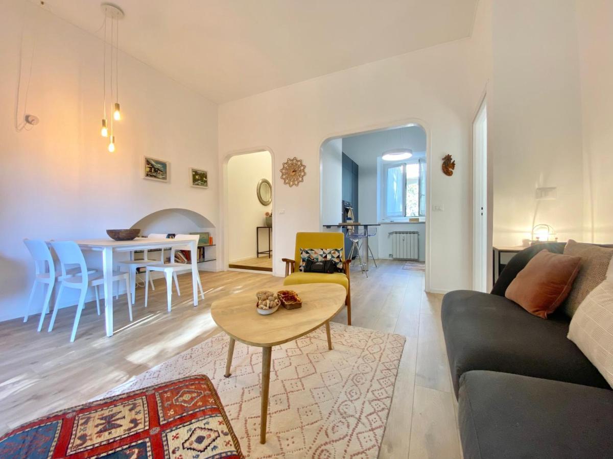 Casaviva-stylish Trilo With Ac-shared Pool-parking